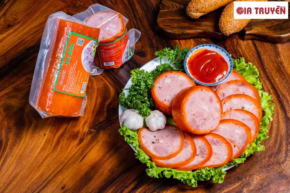 don-vi-chuyen-cung-cap-jambon-phuc-vu-nganh-san-xuat-banh-mi-giatruyenfood.vn