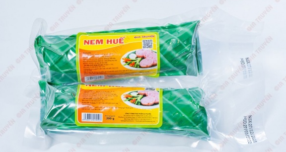 Cần tư vấn chọn mua nem chua Huế hãy để Gia Truyền Food giúp bạn 