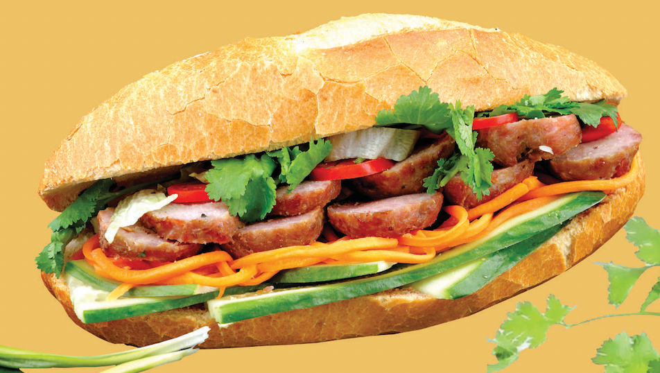 Tính tổng calo của một chiếc bánh mì nem nướng